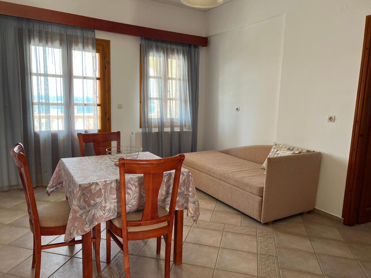 Anemos Apartments Marathókampos Екстериор снимка